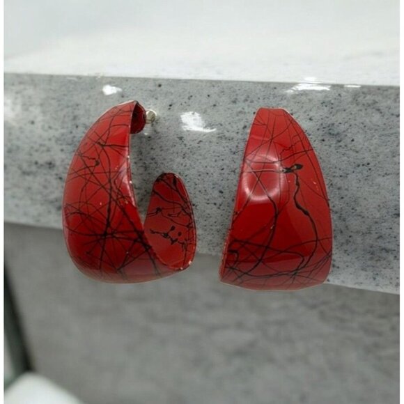 Vintage 80s Red Hoop Earrings Grafitti Abstract Design Chunky Bold - Picture 1 of 7
